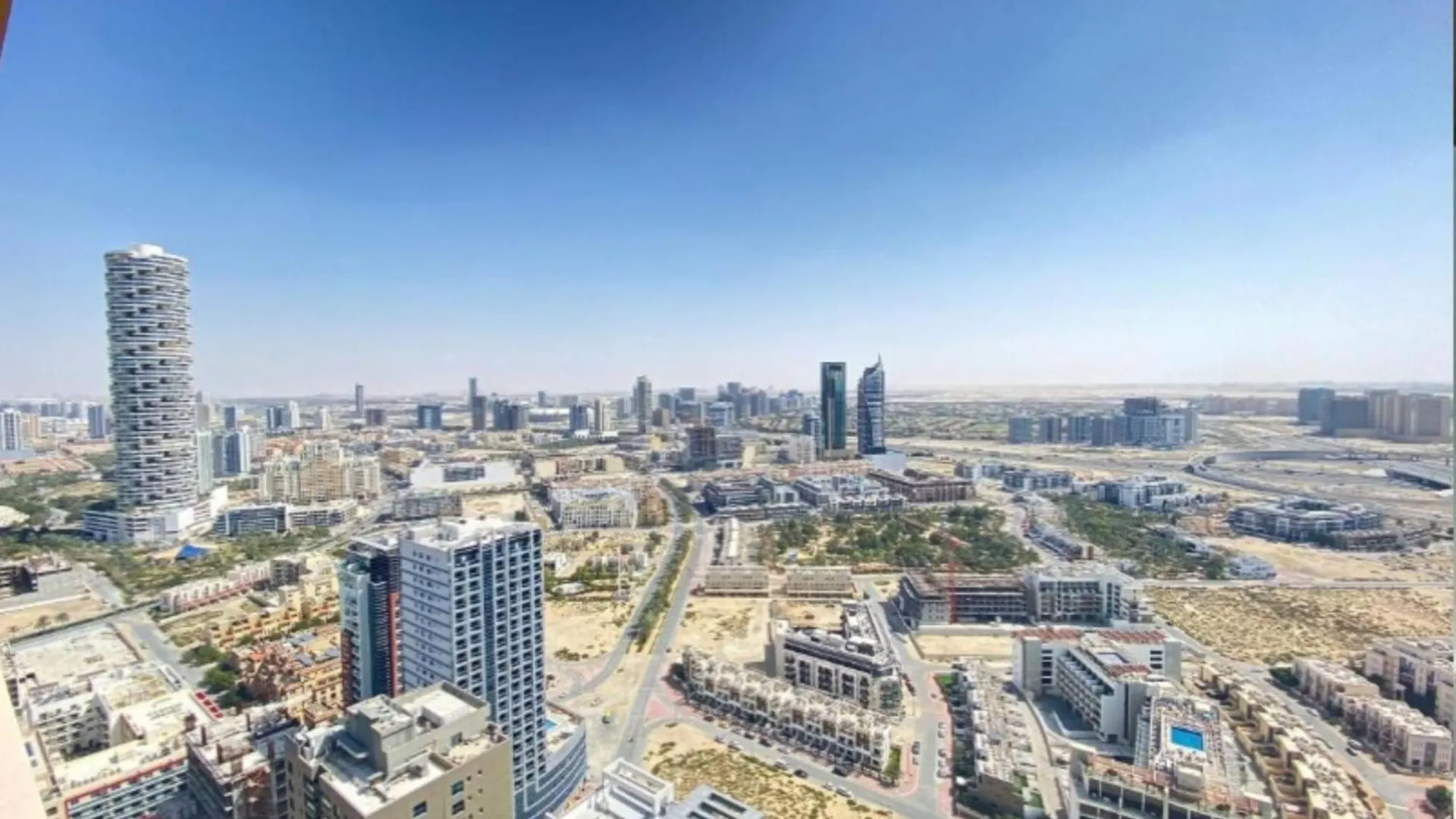 Sophisticated Studio In Ghalia, Jvc-12 Dubai 0*,